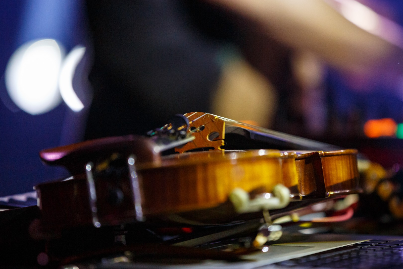 Violin at Control Club in Bucharest on March 2, 2016 (f22861ecd0)