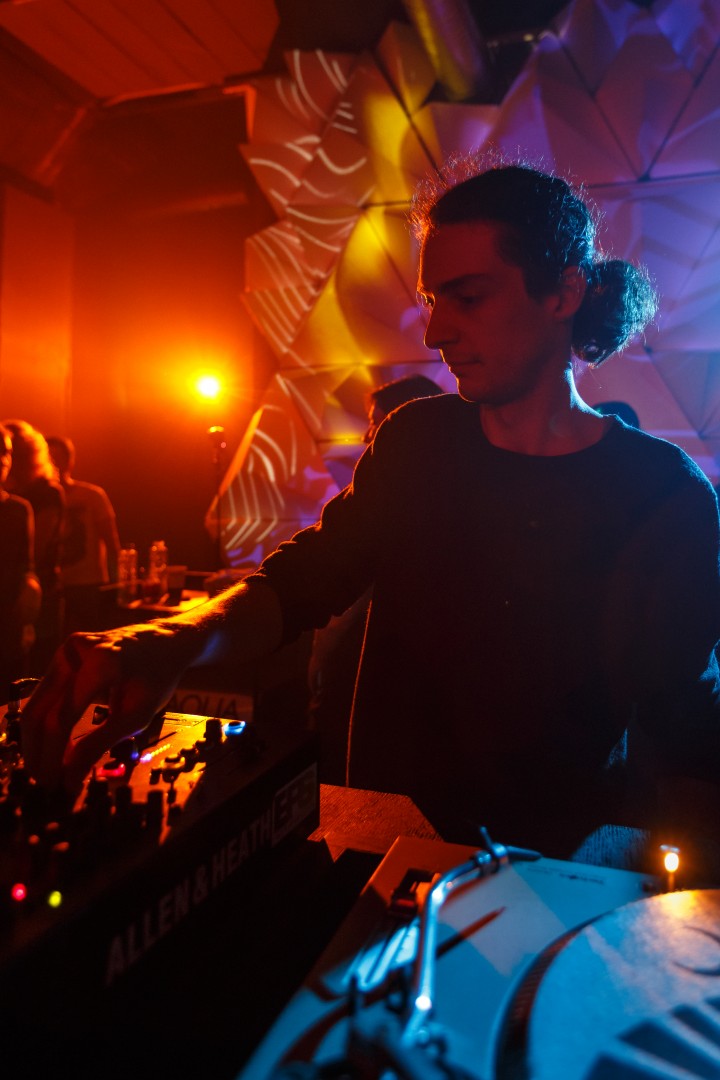 Vlad Caia at Club Guesthouse in Bucharest on February 21, 2016 (c414d4b456)