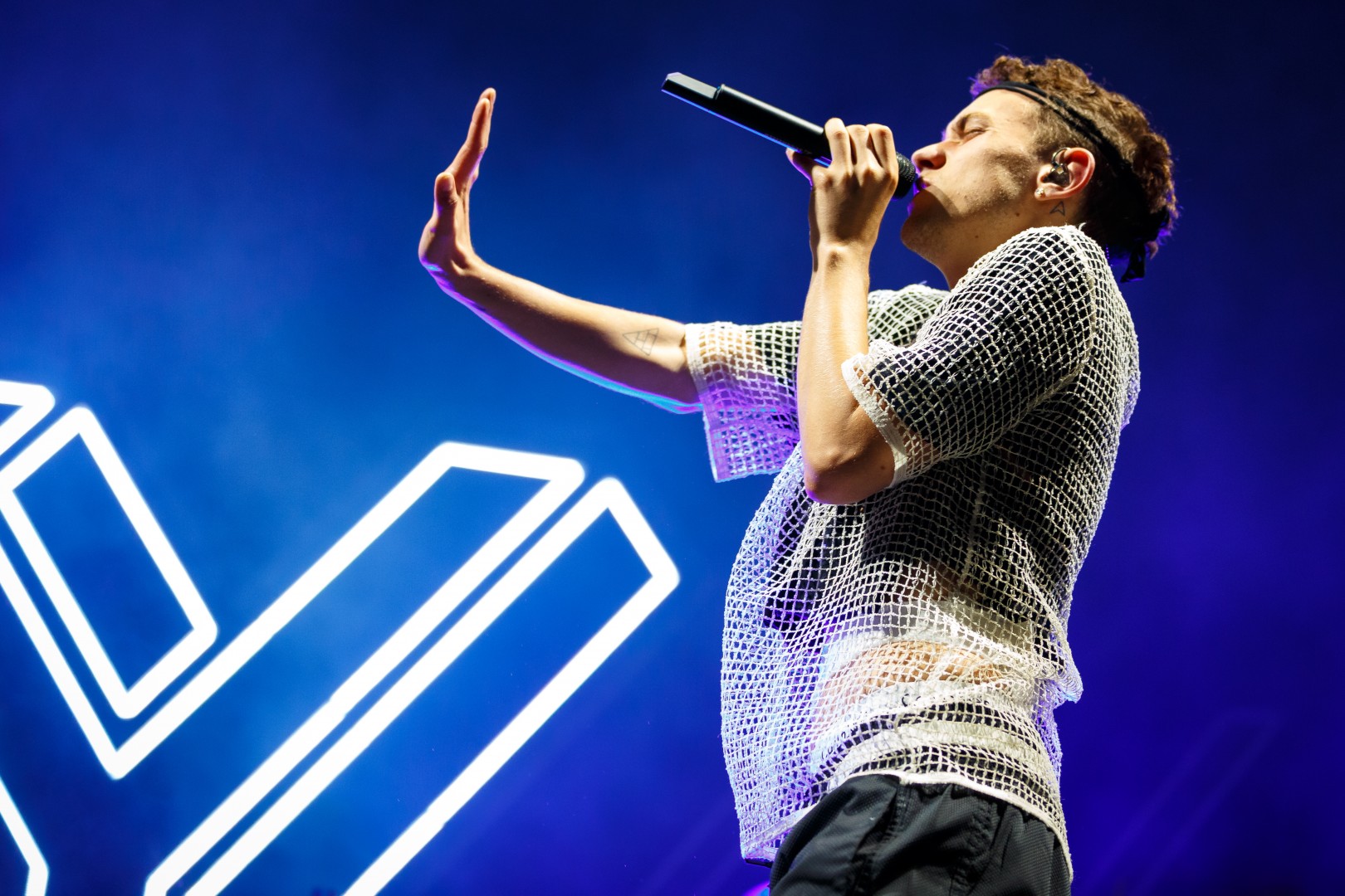 Years & Years at Domeniul Stirbey in Buftea on August 13, 2016 (7bd22a9fb8)