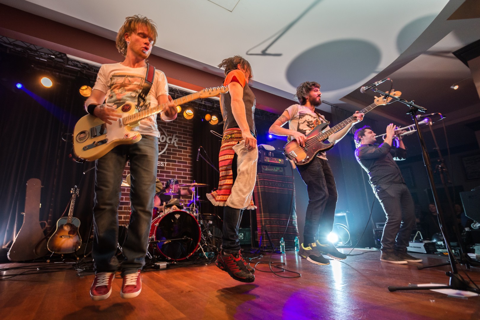 Zdob și Zdub at Hard Rock Cafe in Bucharest on January 24, 2014 (97f2c9162c)