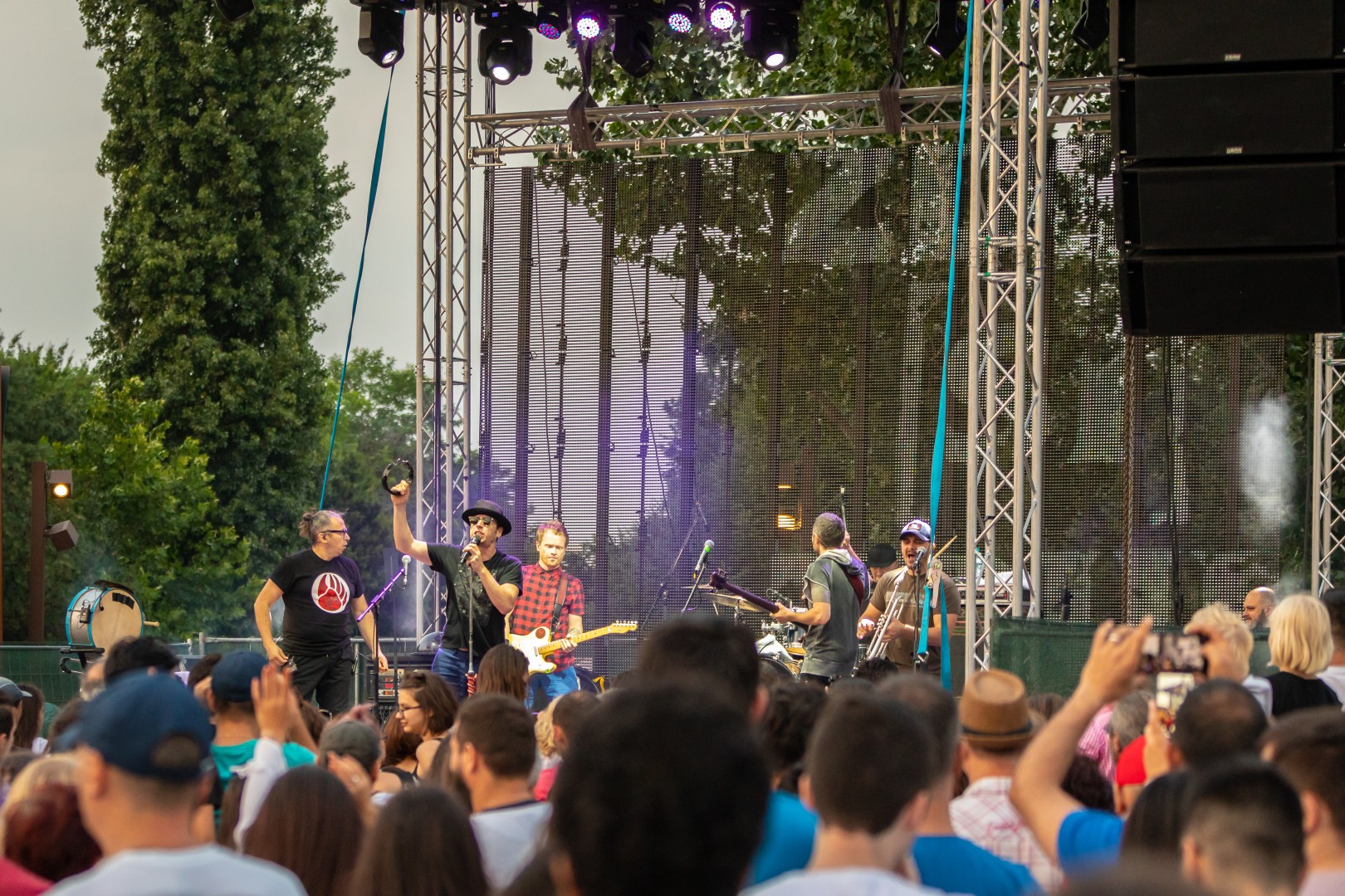 Zdob și Zdub at ParkLake Shopping Center in Bucharest on June 16, 2018 (968577ca83)