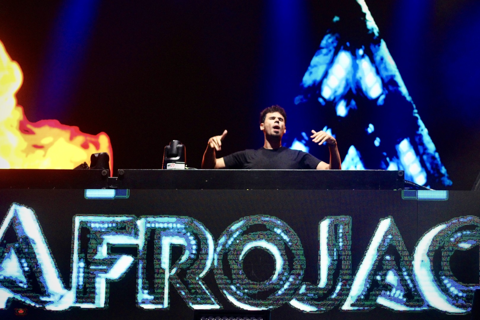 Afrojack at Arena Nationala in Bucharest on June 5, 2022 (a3d7b197a6)