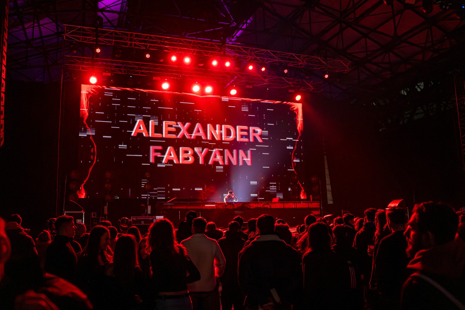 Alexander Fabyann in Bucharest on December 16, 2023 (691f113970)