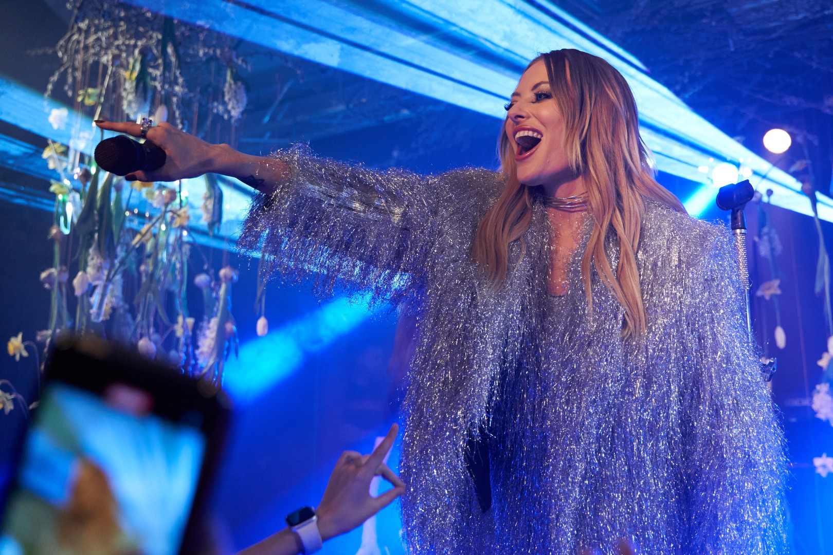 Delia at Hard Rock Cafe in Bucharest on March 7, 2023 (54f26a074c)