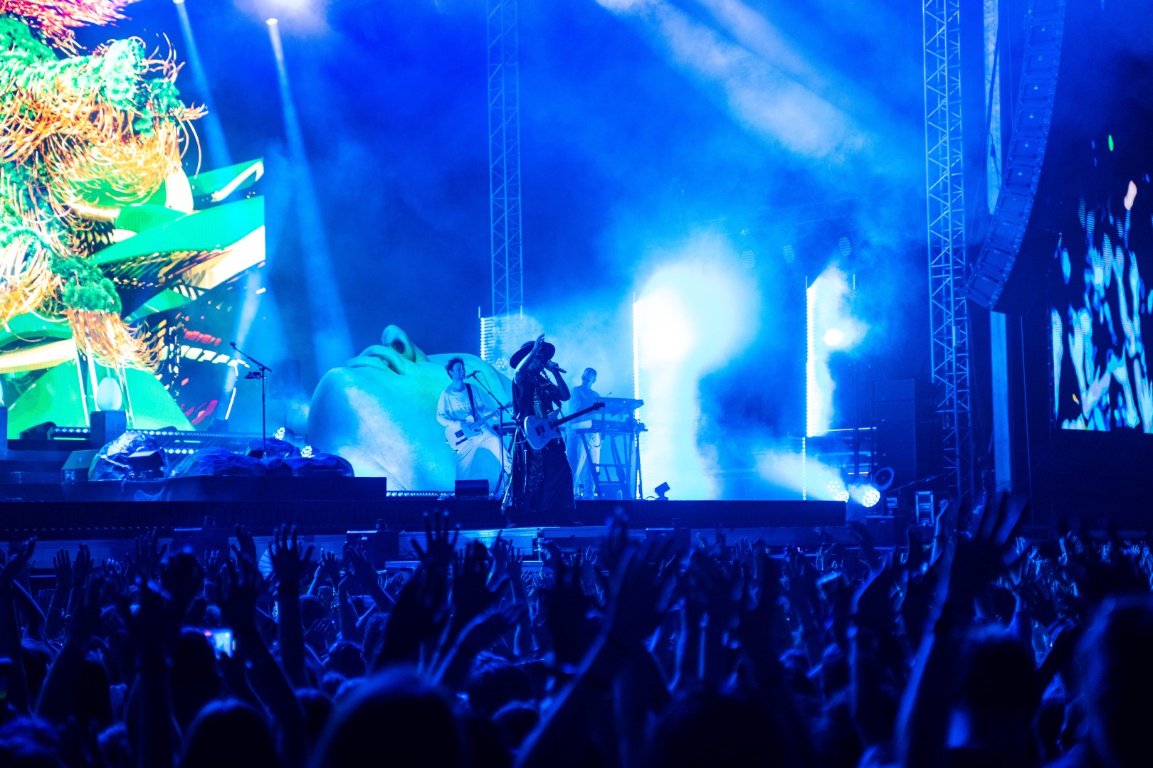 Empire Of The Sun in Buftea on August 11, 2025 (0677357442)