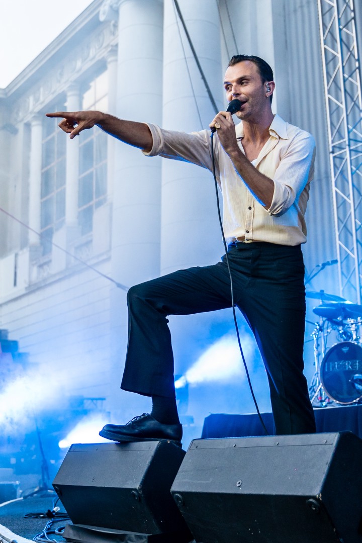 Hurts in Bucharest on July 13, 2023 (c45ccee211)