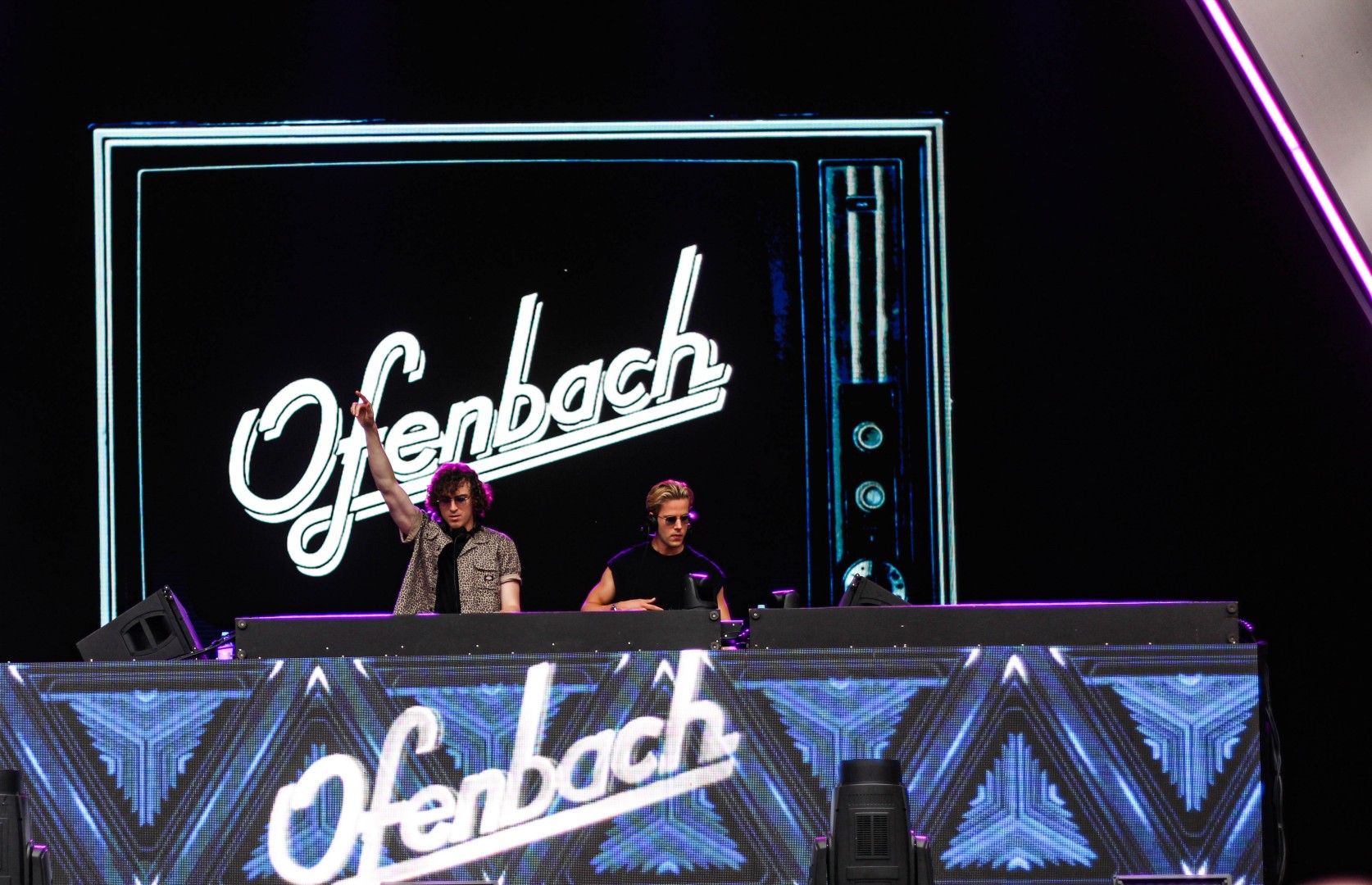 Ofenbach at Arena Nationala in Bucharest on June 3, 2022 (c499a6cf04)