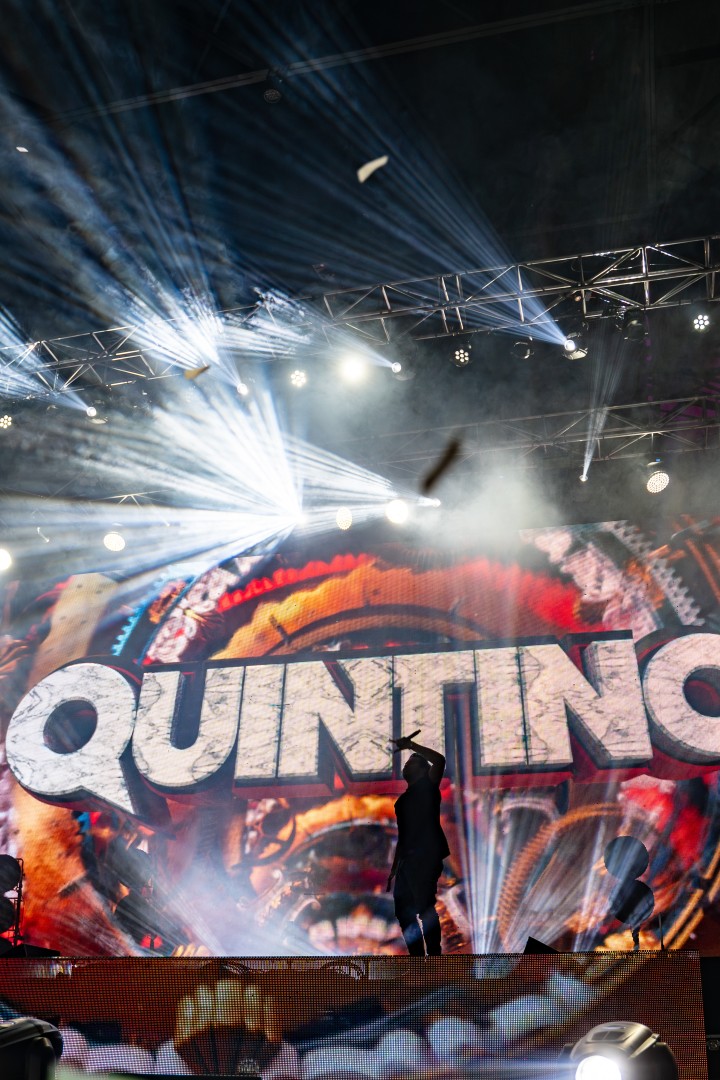 Quintino in Bucharest on December 17, 2023 (827eee66be)