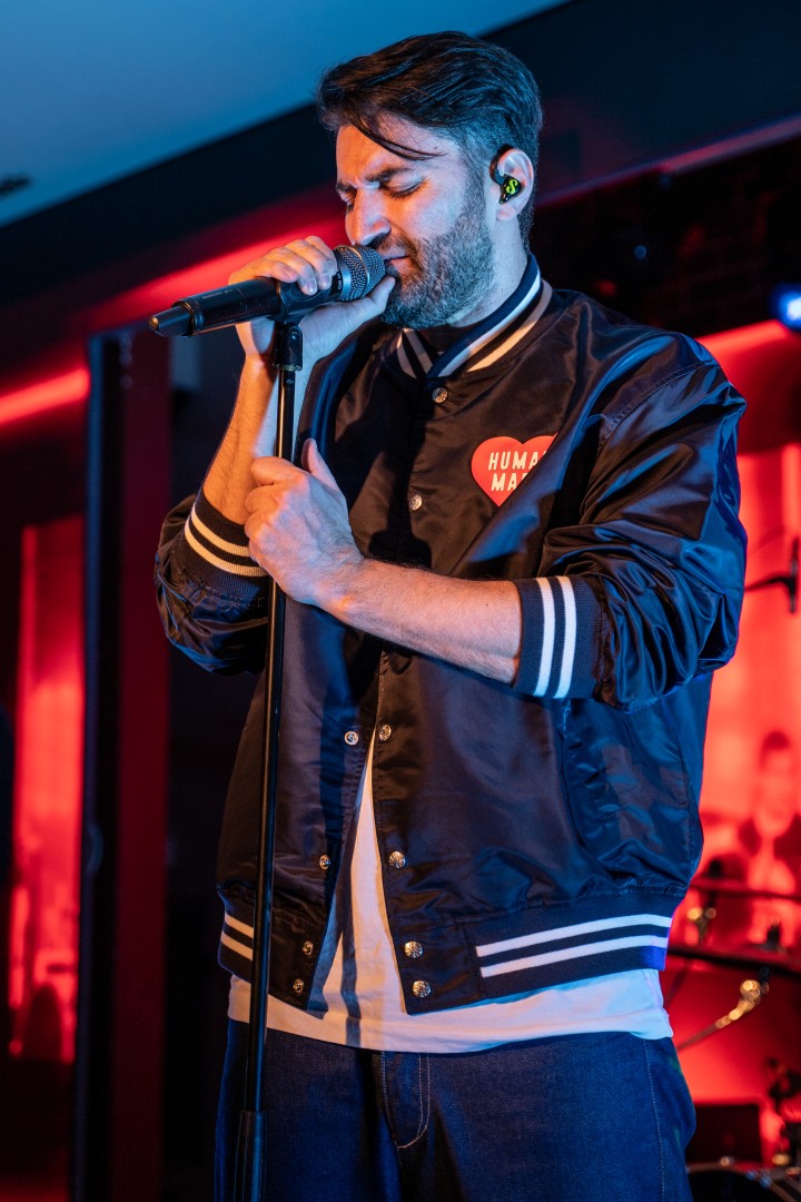 Smiley at Hard Rock Cafe in Bucharest on March 22, 2023 (d81f0a0158)