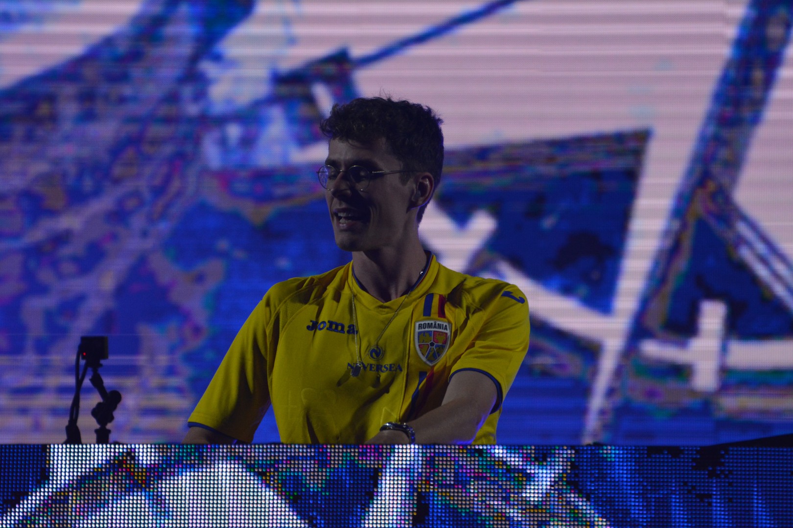 Lost Frequencies at Neversea Beach in Constanta on July 7, 2019 (4c6a0c4733)