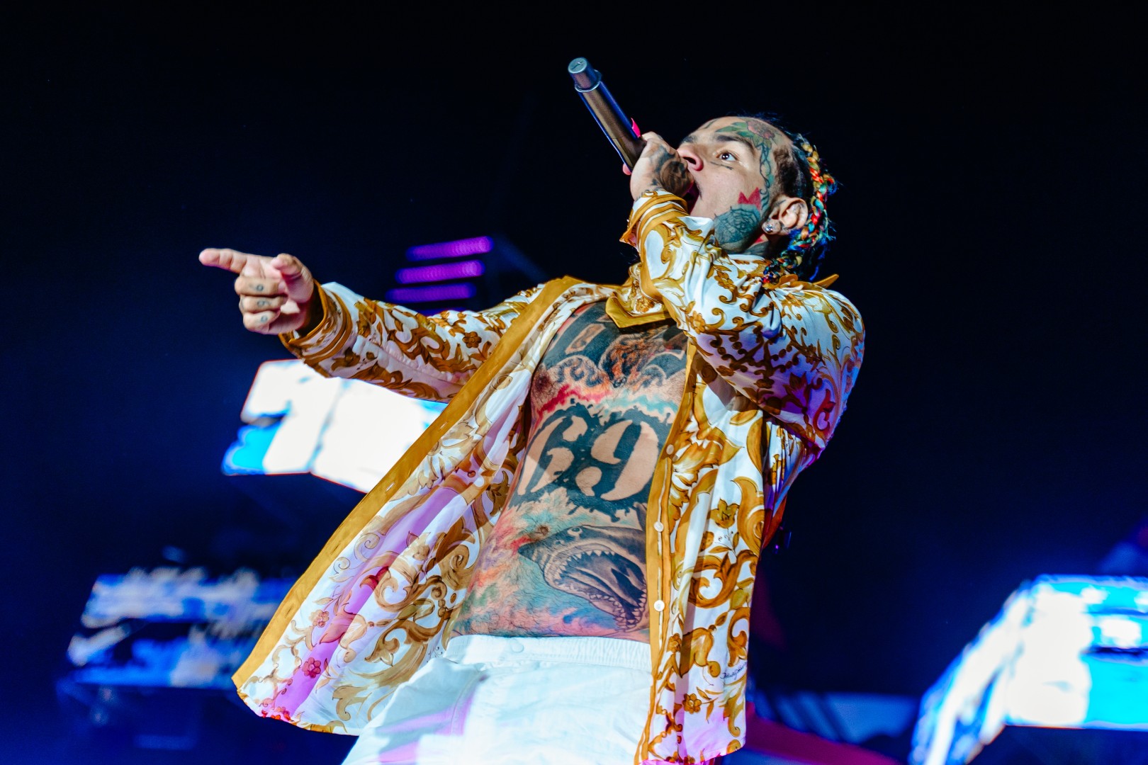 6ix9ine in Costinesti on July 14, 2024 (975627ac1b)