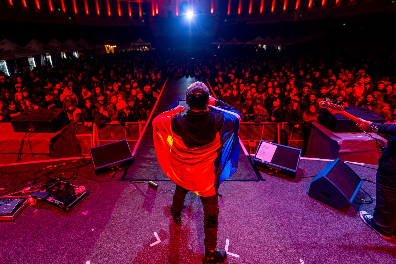 Altar in Bucharest on October 4, 2025 (11d8fc8af5)