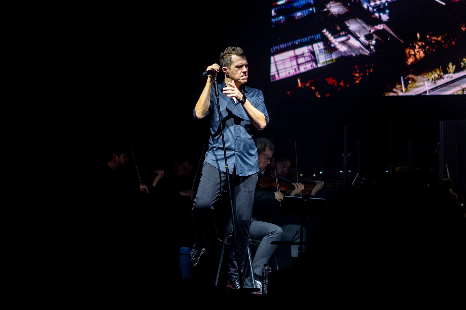 Byron Simfonic in Bucharest on November 4, 2025 (4bf25ef4ee)