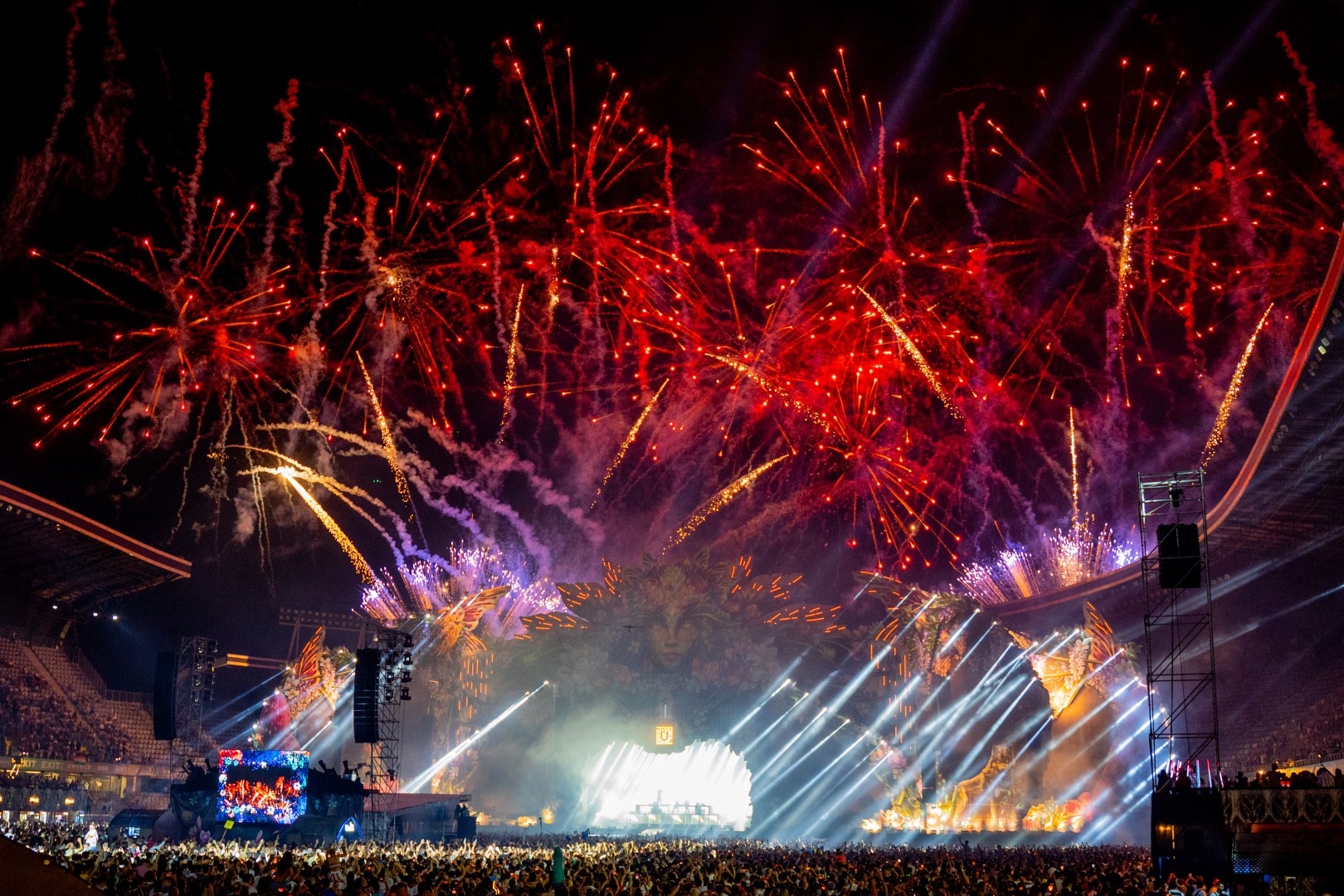 Fireworks in Cluj-Napoca on August 10, 2024 (6682854179)