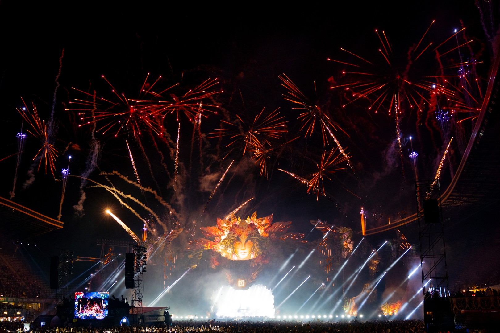 Fireworks in Cluj-Napoca on August 10, 2024 (7f828212e2)