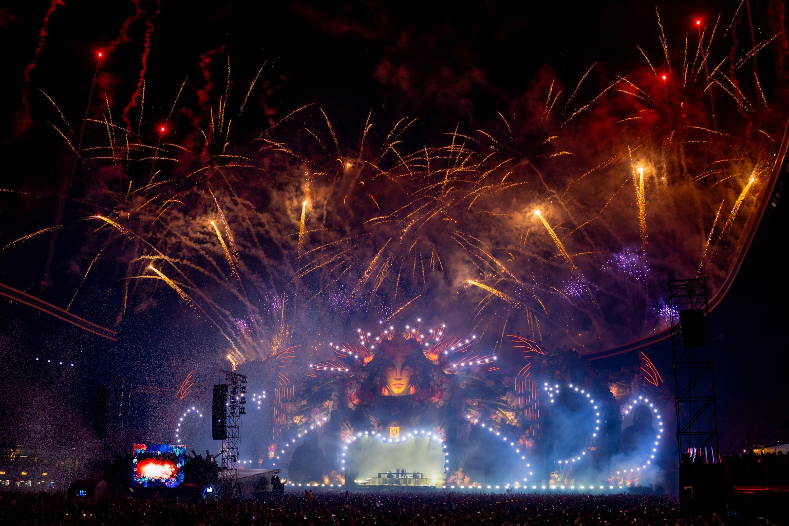 Fireworks in Cluj-Napoca on August 10, 2024 (fd0f868e4e)