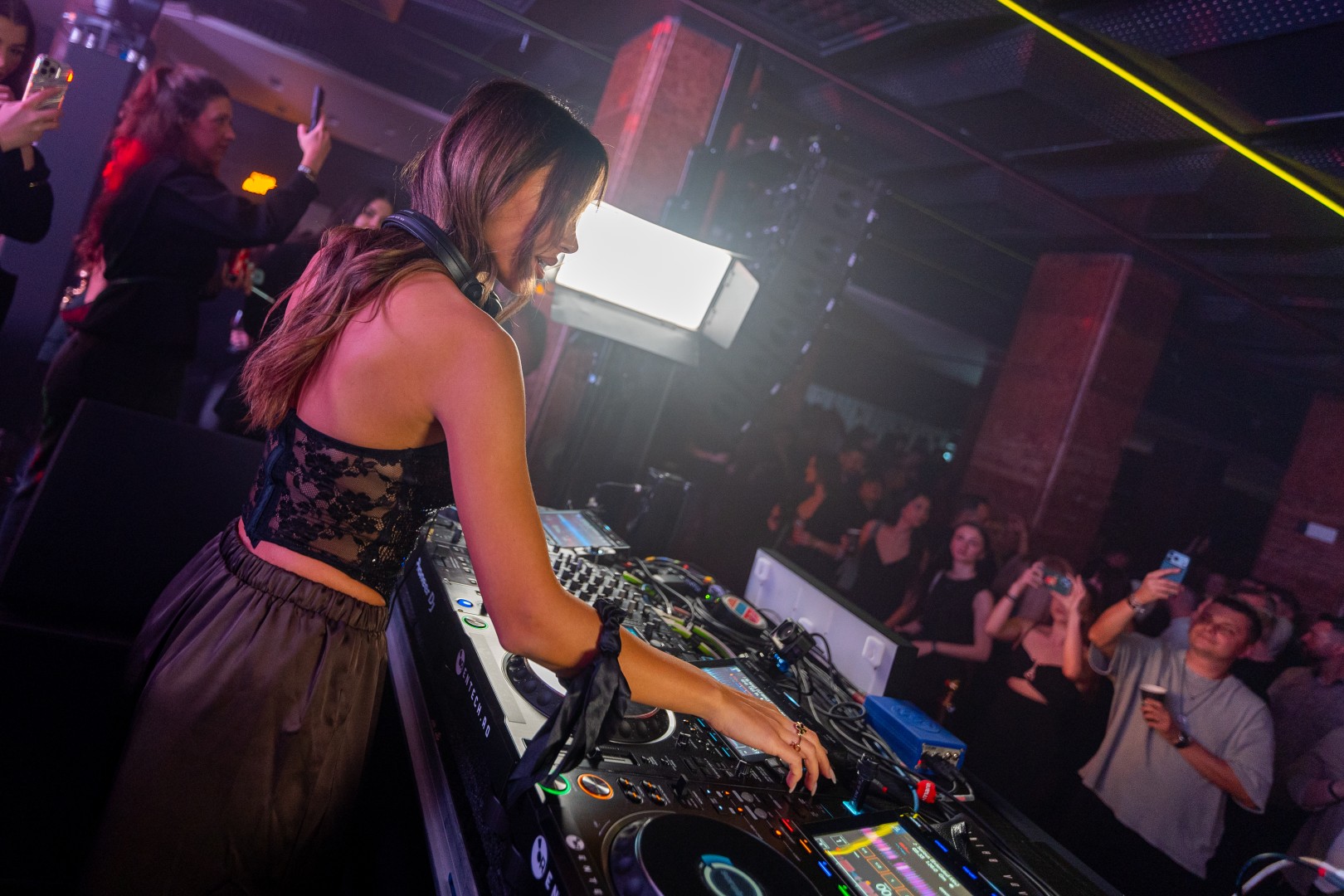 Giada Brince in Bucharest on November 16, 2025 (c76ad61f1e)