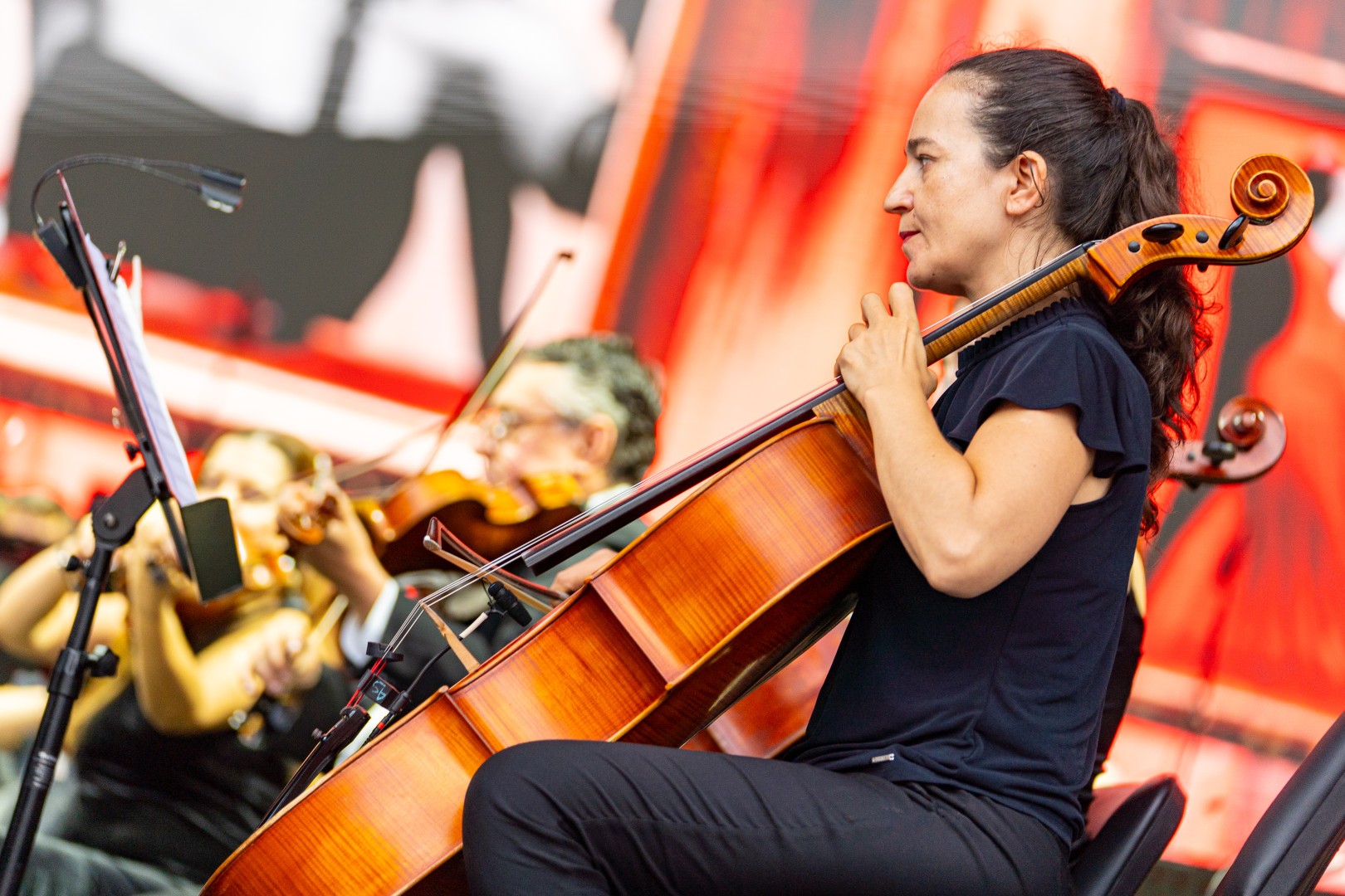 Nicole Cherry in Bucharest on September 12, 2025 (afa0df790c)