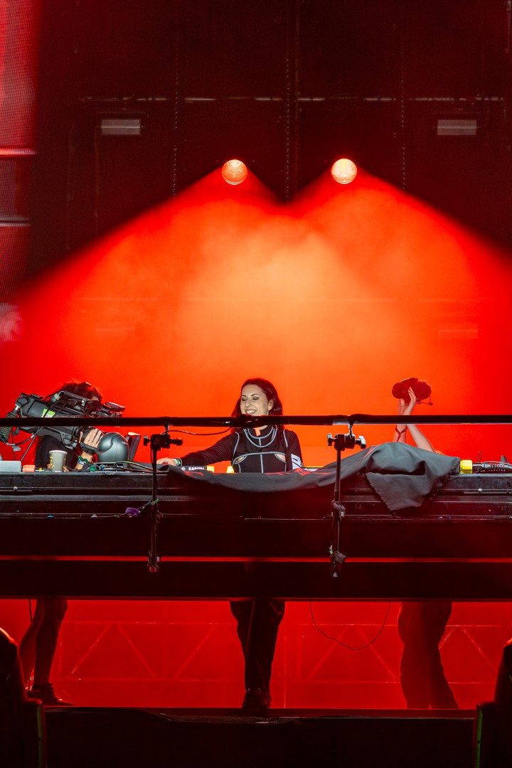 Nifra in Bucharest on July 6, 2025 (daa58f351d)