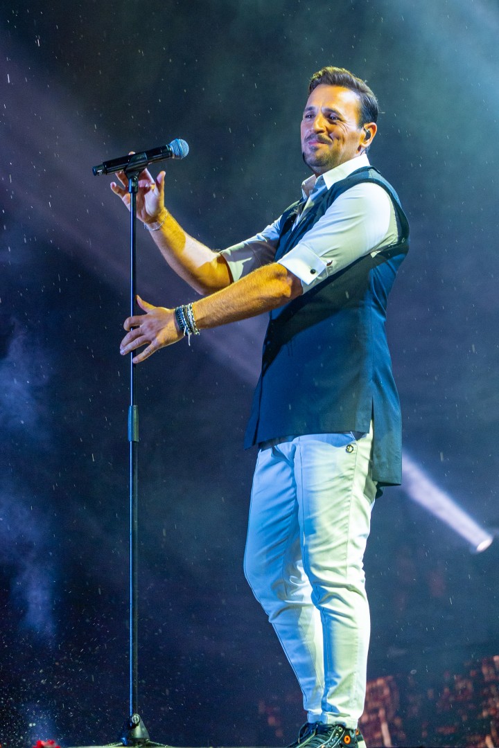 Nikos Vertis in Bucharest on September 11, 2025 (4f21e4d63b)