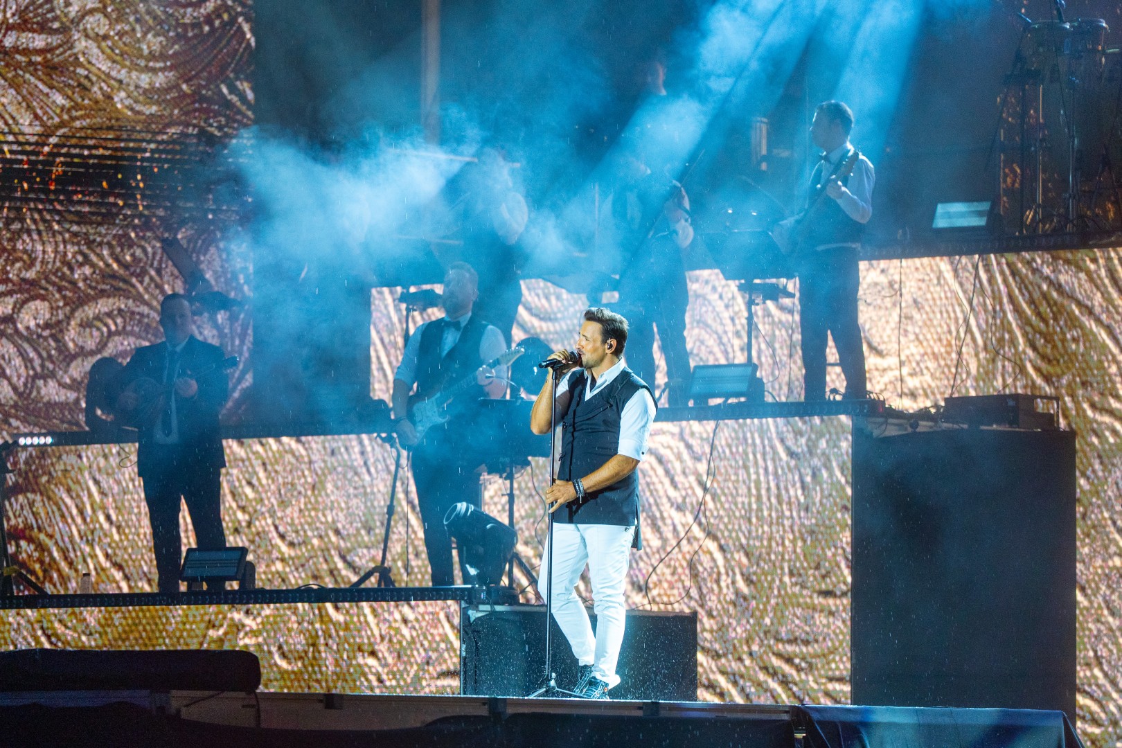 Nikos Vertis in Bucharest on September 11, 2025 (a0729ba054)