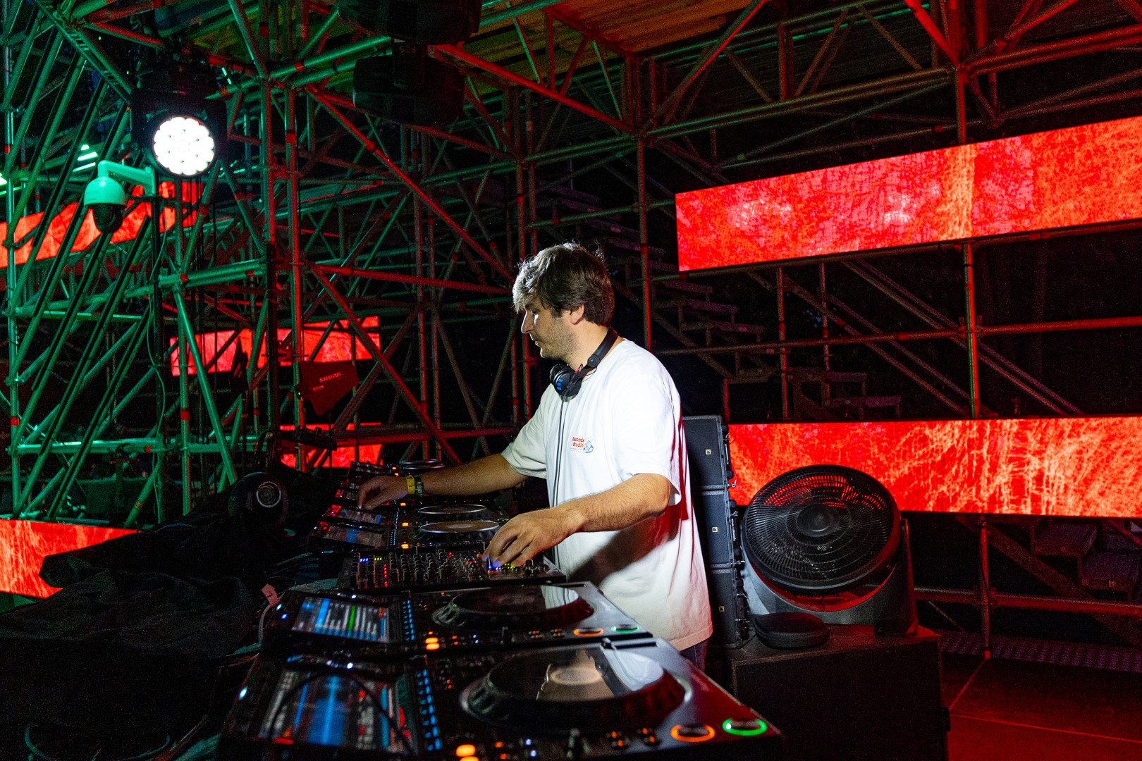 Sublee in Bucharest on July 4, 2025 (b8c4e5cb5d)