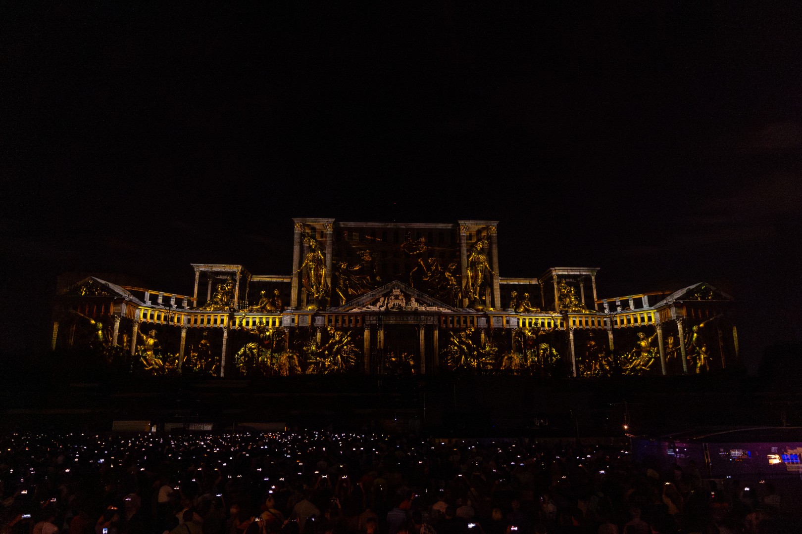 Video Mapping in Bucharest on September 20, 2025 (d56ab79734)