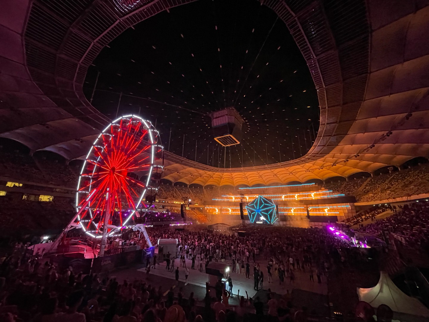 SAGA Festival in Bucharest on June 3, 2022 (8f92cee46a)