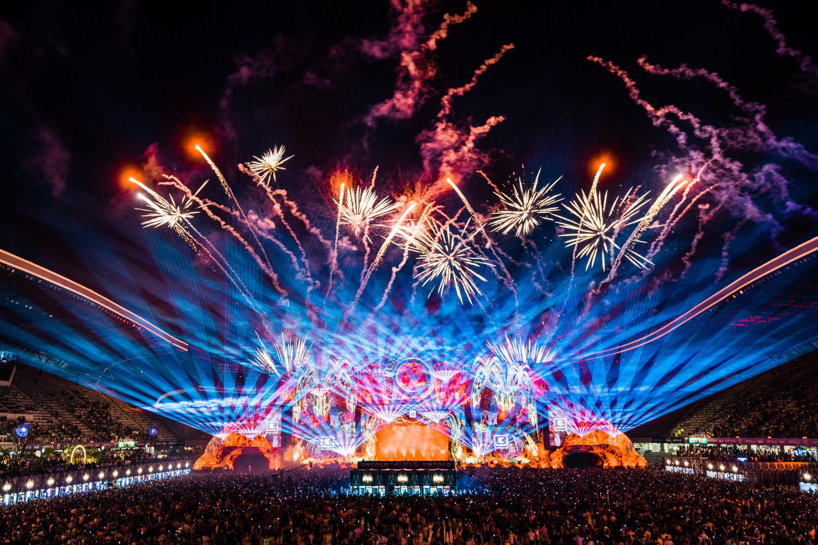 Fireworks at Cluj Arena in Cluj-Napoca on August 5, 2022 (92409d462c)