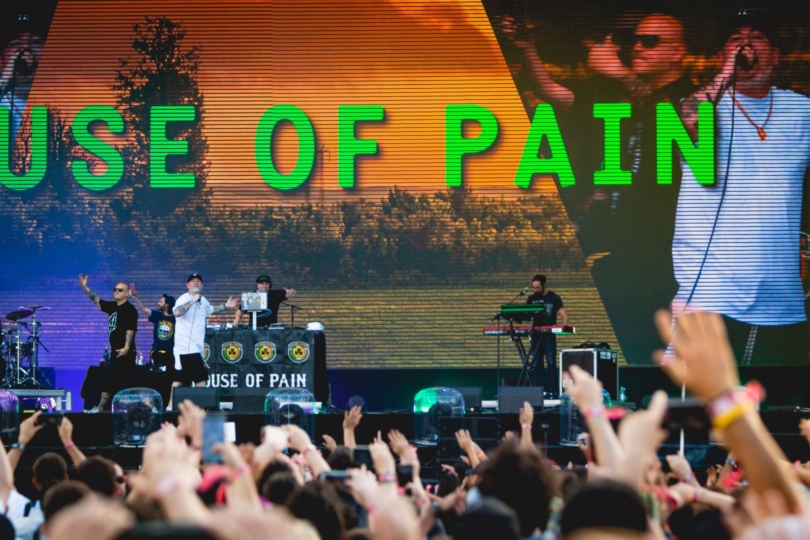 House Of Pain at Banffy Castle in Bontida on July 16, 2017 (dac7299c67)