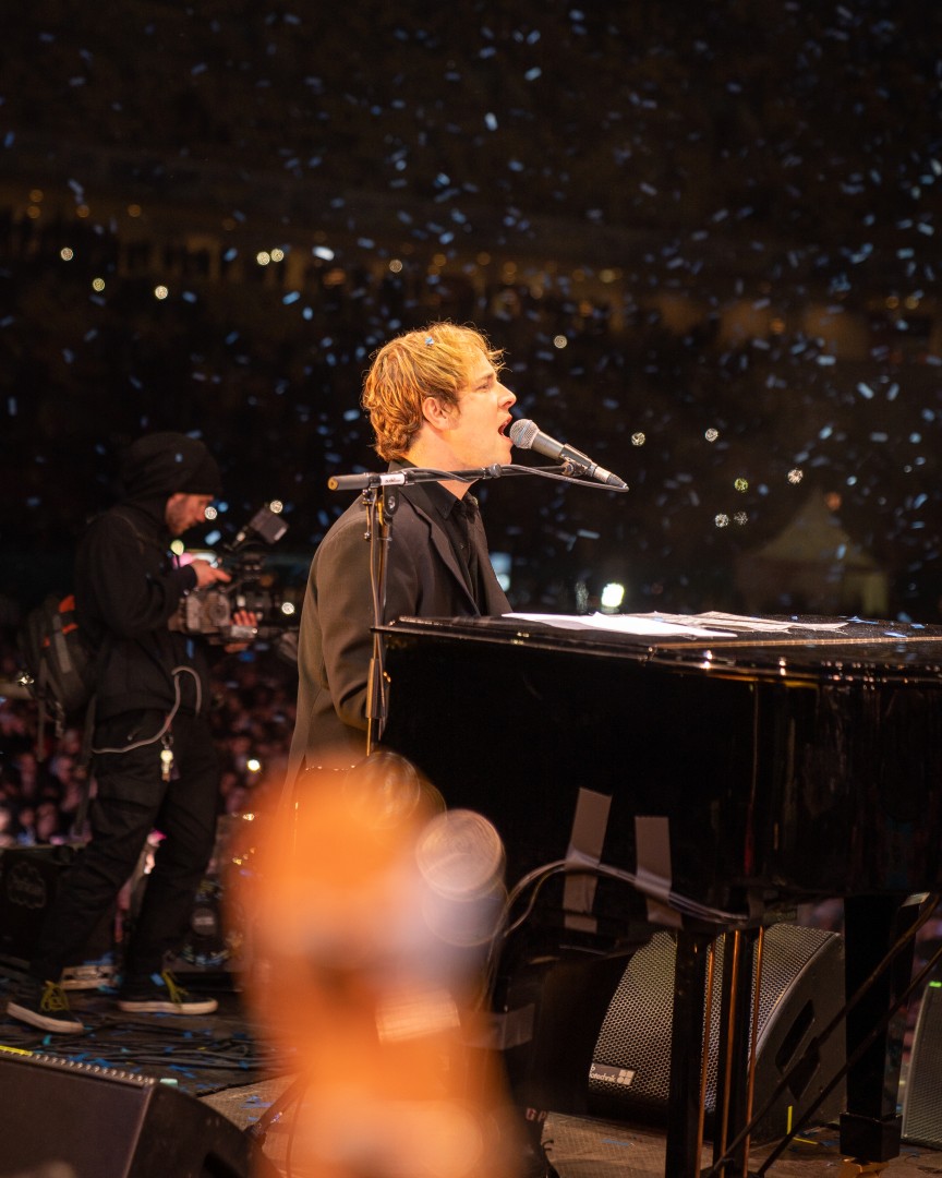 Tom Odell at National Arena in Bucharest on March 11, 2022 (2b0656ef6b)