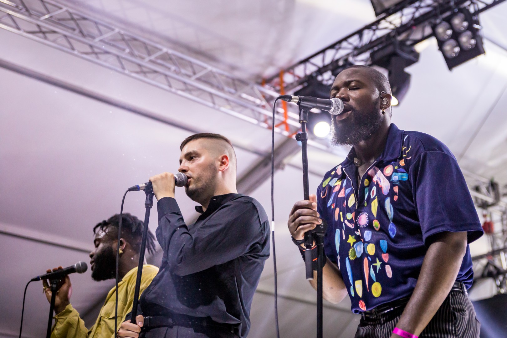 Young Fathers at Romexpo in Bucharest on July 20, 2017 (ddc3d8a517)