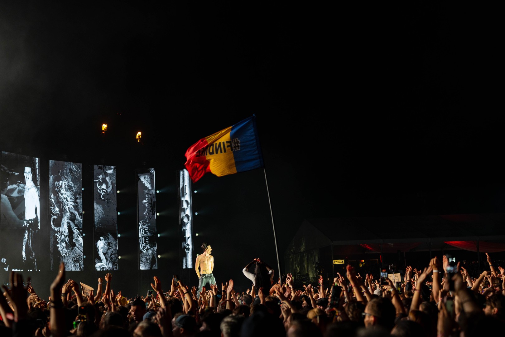 Yungblud in Bontida on July 19, 2025 (bdfbea670d)