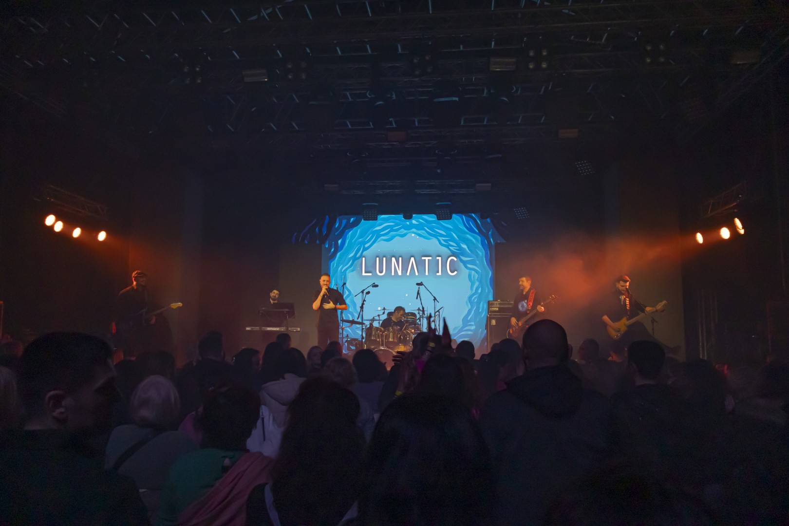 Lunatic in Bucharest on March 1, 2024 (493c52e360)