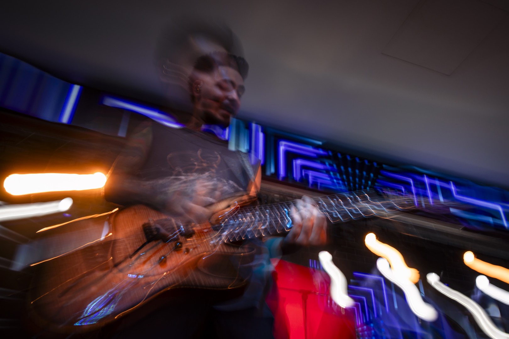 Vunk in Bucharest on October 29, 2025 (758bd202db)