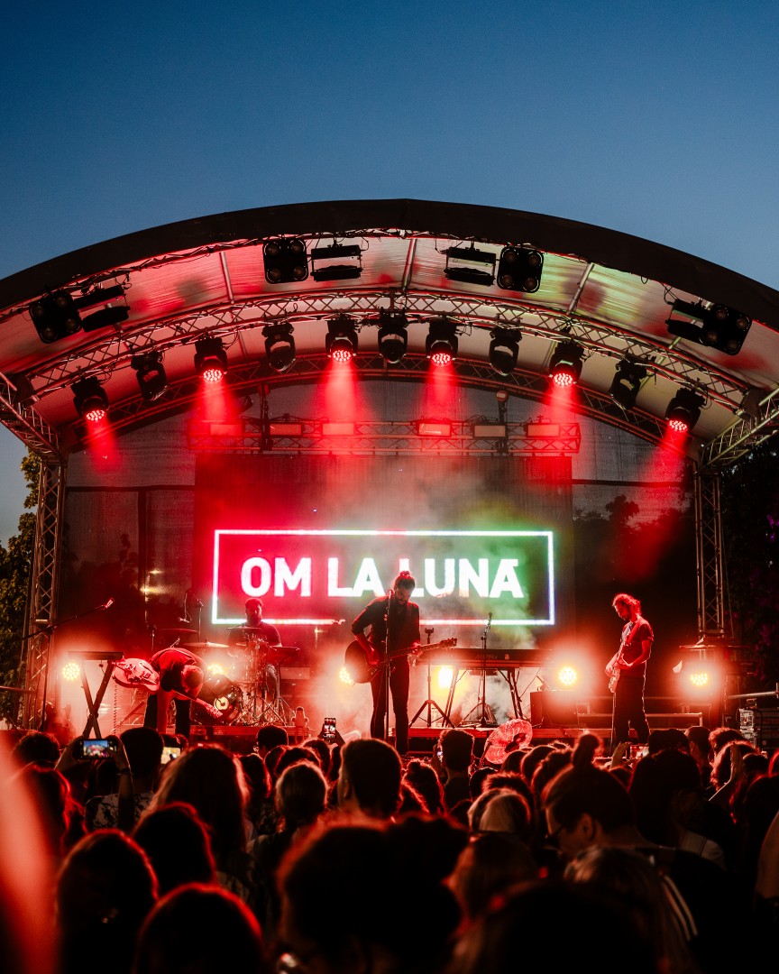 Om La LunÄƒ in Cluj-Napoca on May 26, 2024 (29cdc6f355)